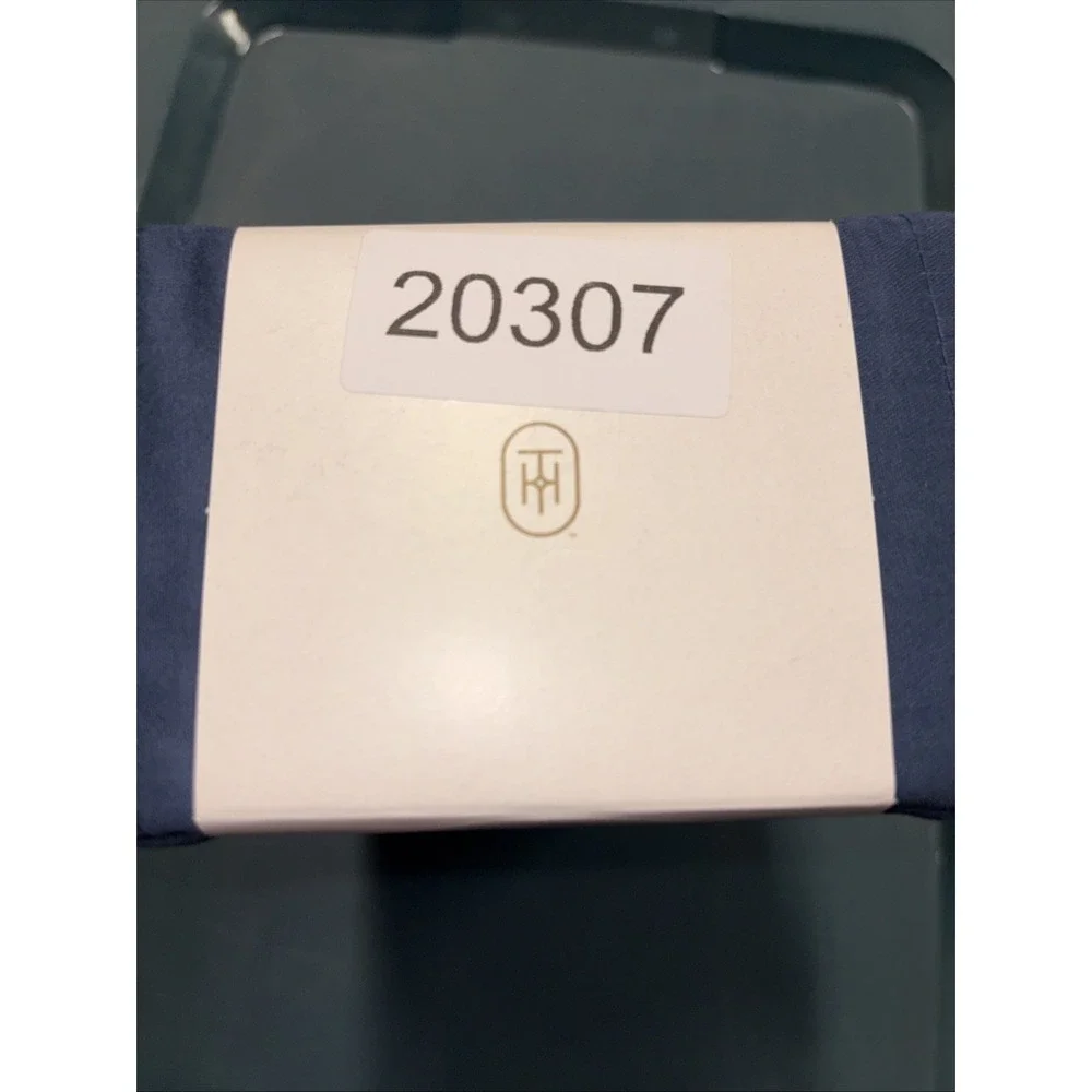Threshold Queen Size 400 Thread Count Performance Flat Sheet - Metallic Blue